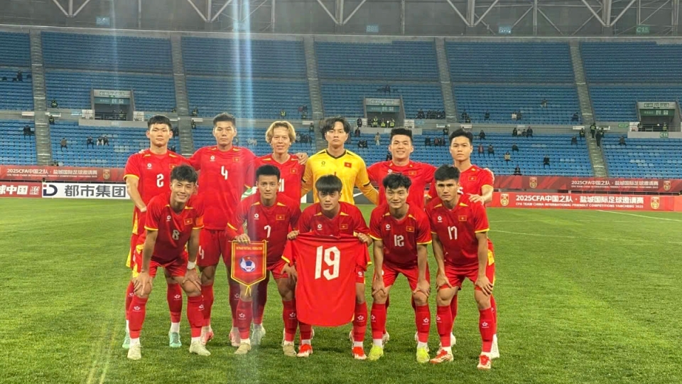 Vietnam hold Uzbekistan to a 0-0 draw in CFA China Team 2025